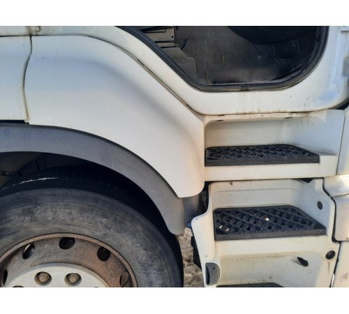 Подножка правая верхняя Renault Premium EEV DXI11 – б/у 5010468636