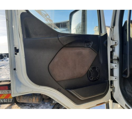 Дверная карта левая (водительская) Renault Premium EEV DXI11 – б/у 7482219316