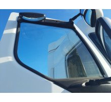 Б/у Скло бокове правих дверей Renault Premium EEV DXI11 (Рено Преміум ДХІ11 ЄЕВ) 7420827129