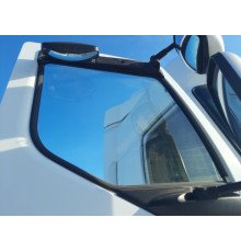 Б/у Скло бокове правих дверей Renault Premium EEV DXI11 (Рено Преміум ДХІ11 ЄЕВ) 7420827129