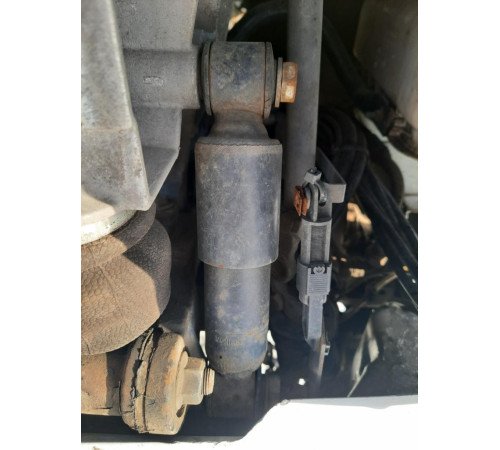 Амортизатор кабины передний Renault Premium EEV DXI11 – б/у 7420840318