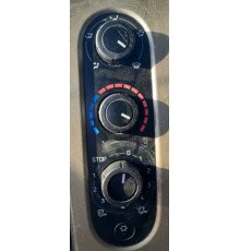 Б/у Блок, пульт керування печкою (кліматом) Renault Premium EEV DXI11 (Рено Преміум ДХІ11 ЄЕВ) 7420858881