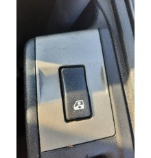 Б/у кнопка склопідіймача права (пасажирська) Renault Premium EEV DXI11 (Рено Преміум ДХІ11 ЄЕВ) 7421043775
