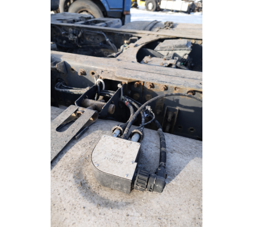 Топливозаборник (датчик уровня топлива) Renault Premium EEV DXI11 — б/у 21210530