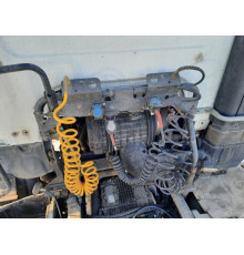 Б/у рамка підключення до причепа (кронштейн перекидок, розеток) Renault Premium EEV DXI11 (Рено Преміум ДХІ11 ЄЕВ) 5010643504