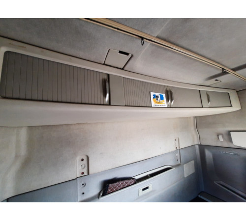Бардачок над спалкою Volvo FH4 Euro 6 — б/у 82324285