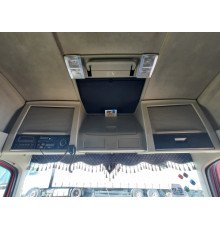 Б/у бардачок над торпедо Volvo FH4 Euro 6 (Вольво ФШ4 Євро 6) 82857970