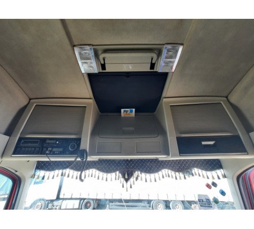 Бардачок над торпедо Volvo FH4 Euro 6 — б/у 82857970