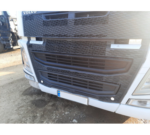 Решітка радіатора Volvo FH4 Euro 6 – б/у 82491903