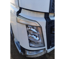 Б/у Облицювання/окуляр фари правий Volvo FH4 Euro 6 (Вольво ФШ4 Євро 6) 82882832