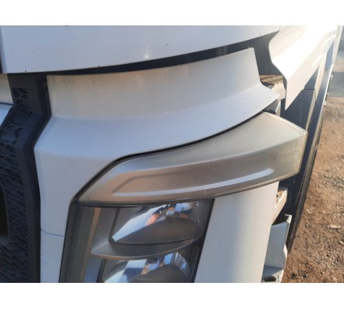 Левый повторитель поворота Volvo FH4 Euro 6 – б/у 82151157