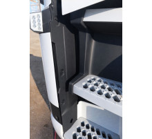 Б/у Панель корпусу фари лівої Volvo FH4 Euro 6 (Вольво ФШ4 Євро 6) 84139886