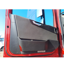 Б/у Карта дверная (обшивка) Volvo FH4 Euro 6 (Вольво ФШ4 Евро 6) 21925723
