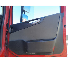 Б/у Карта дверна (обшивка) права Volvo FH4 Euro 6 (Вольво ФШ4 Євро 6) 21934402