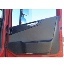 Б/у Карта дверна (обшивка) права Volvo FH4 Euro 6 (Вольво ФШ4 Євро 6) 21934402