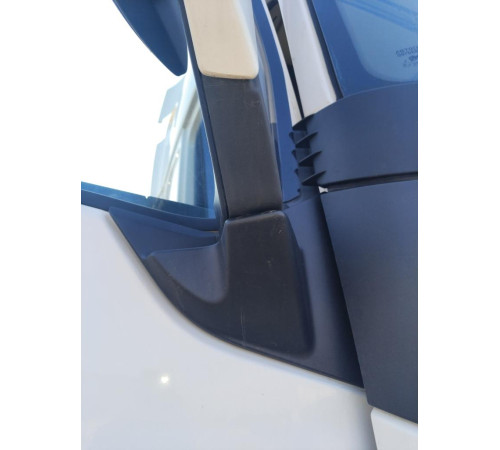 Крышка кронштейна зеркала правого Volvo FH4 Euro 6 – б/у 82268553
