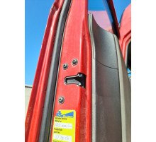 Б/у Замок дверной левый Volvo FH4 Euro 6 (Вольво ФШ4 Евро 6) 84012028