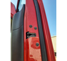 Б/у Замок дверний правий Volvo FH4 Euro 6 (Вольво ФШ4 Євро 6) 82183386