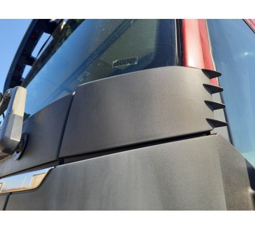 Накладка панели жабо левая Volvo FH4 Euro 6 – б/у 82835554