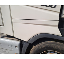 Б/у Продовження ступеньки/крила праве Volvo FH4 Euro 6 (Вольво ФШ4 Евро 6) 82180201