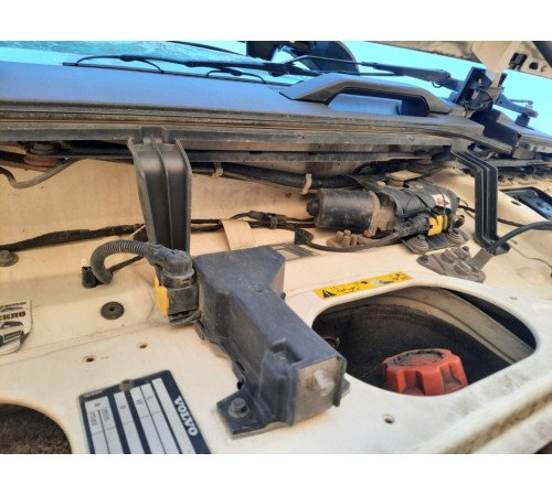 Механизм стеклоочистителя (трапеция дворников) Volvo FH4 Euro 6 – б/у 84194648