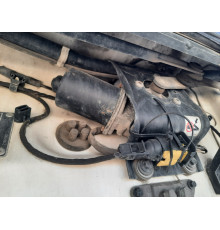 Б/у Моторчик стеклоочистителя (дворников) Volvo FH4 Euro 6 (Вольво ФШ4 Евро 6) 84194650