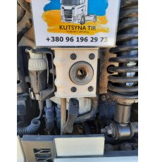 Б/у Замок капота правий Volvo FH4 Euro 6 (Вольво ФШ4 Евро 6) 82213089