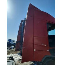 Б/у Спойлер кабіни правий Volvo FH4 Euro 6 (Вольво ФШ4 Евро 6) 21458486