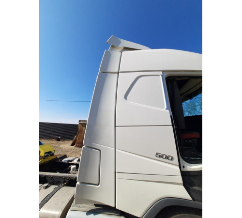 Комплект спойлерів кабіни Volvo FH4 Euro 6 – б/у
