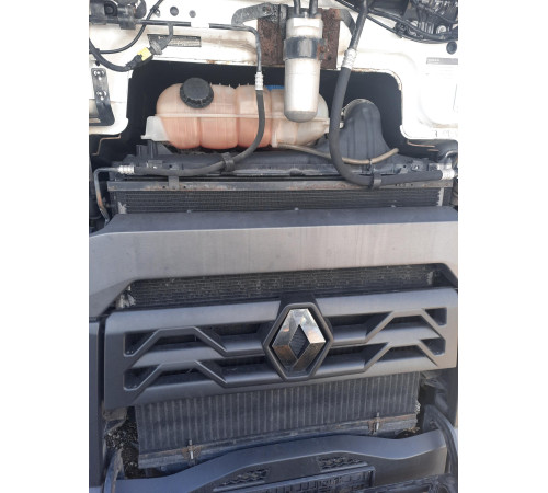 Б/у Радиатор кондиционера Renault T Truck Range Gama Euro 6 (Рено Т ЕВРО 6) 7422174081