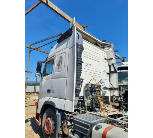 Кабина первой комплектности Volvo FH13 Euro 5 – б/у 85103676
