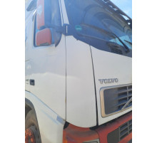 Б/у Дефлектор кабіни (кут) правий Volvo FH13 Euro 5 (Вольво ФШ13 Евро 5) 20379176