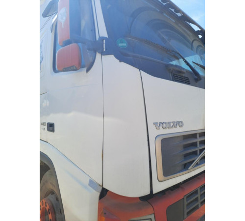 Дефлектор кабіни (кут) правий Volvo FH13 Euro 5 – б/у 20379176