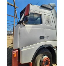 Б/у Двері ліві Volvo FH13 Euro 5 (Вольво ФШ13 Евро 5) 20360542