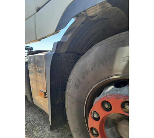 Крыло переднее (задняя часть) правое Volvo FH13 Euro 5 – б/у 20453900