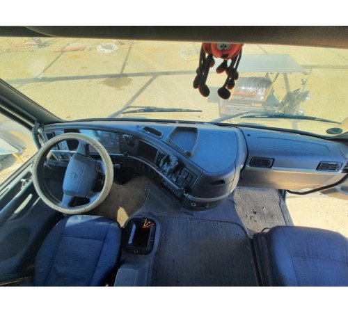 Торпедо (панель приборов) Volvo FH13 Euro 5 – б/у