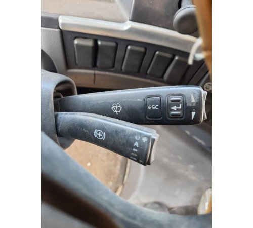 Переключатель стеклоочистителя подрулевой Volvo FH13 Euro 5 – б/у 20553738