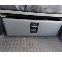 Б/у Ящик для речей під спалкою Volvo FH13 Euro 5 (Вольво ФШ13 Евро 5) 3175804