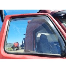 Б/у Скло правих дверей Volvo FH13 Euro 5 (Вольво ФШ13 Евро 5) 20768974