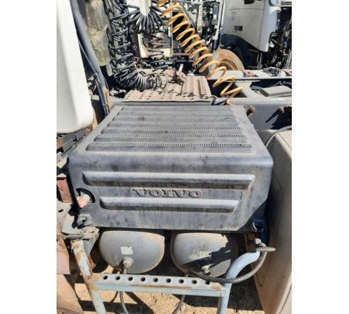 Крышка ящика АКБ Volvo FH13 Euro 5 – б/у 20541447