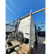 Б/у Комплект спойлеров Volvo FH13 Euro 5 (Вольво ФШ13 Евро 5)