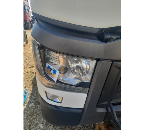 Б/у Фара (ліва, права) Renault T Truck Range Gama Euro 6 (Рено Т ЕВРО 6) 7482251331, 7482251329