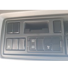 Б/у панель кнопок (переключателей) верхней панели консоли Renault T Truck Range Gama Euro 6 (Рено Т ЕВРО 6)