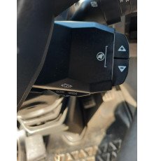 Б/у Підрульовий перемикач мультимедії (аудіо) Renault T Truck Range Gama Euro 6 (Рено Т ЕВРО 6) 7421708999