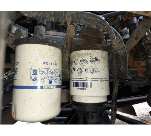 Б/у Корпус паливних фільтрів Renault T DXI 11 Euro 6 (Рено Т ЕВРО 6) 7421843983