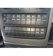 Б/у Кнопки на торпедо (перемикачі) MAN TGX EURO 6 (МАН ТГХ ЕВРО 6)