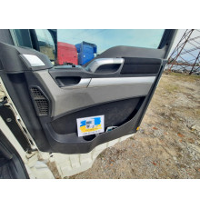 Б/у Карта (обшивка) дверей права пасажирська MAN TGX EURO 6 (МАН ТГХ ЕВРО 6) 81626306110, 81626306154