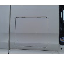 Б/у Кришка бокового правого бардачка (бомболюка) MAN TGX EURO 6 (МАН ТГХ ЕВРО 6)