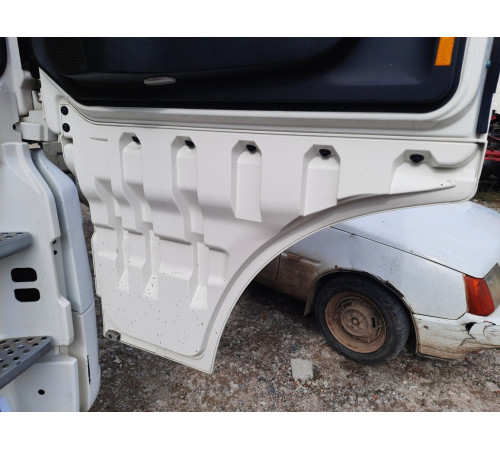 Б/у Подовження дверей (продовження) праве, пасажирське MAN TGX EURO 6 (МАН ТГХ ЕВРО 6) 81626100024