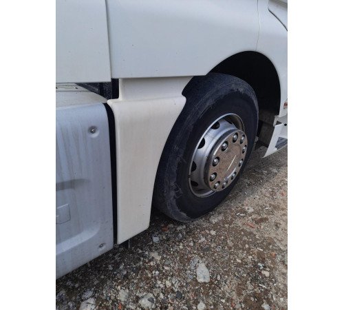 Б/у Накладка крыла кабины (правая) MAN TGX EURO 6 (МАН ТГХ ЕВРО 6)